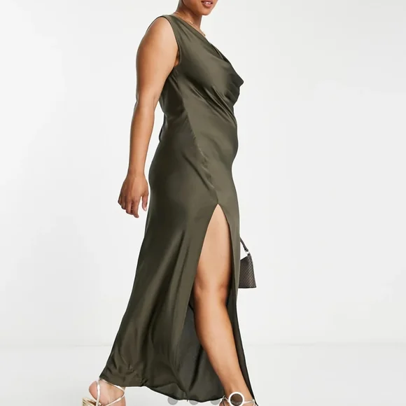 ASOS DESIGN Curve cowl neck cami beach in maxi dress khaki - Picture 3 of 5